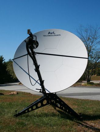 AvL Technologies 2.4m Ręczna antena FlyAway SNG / wojskowa